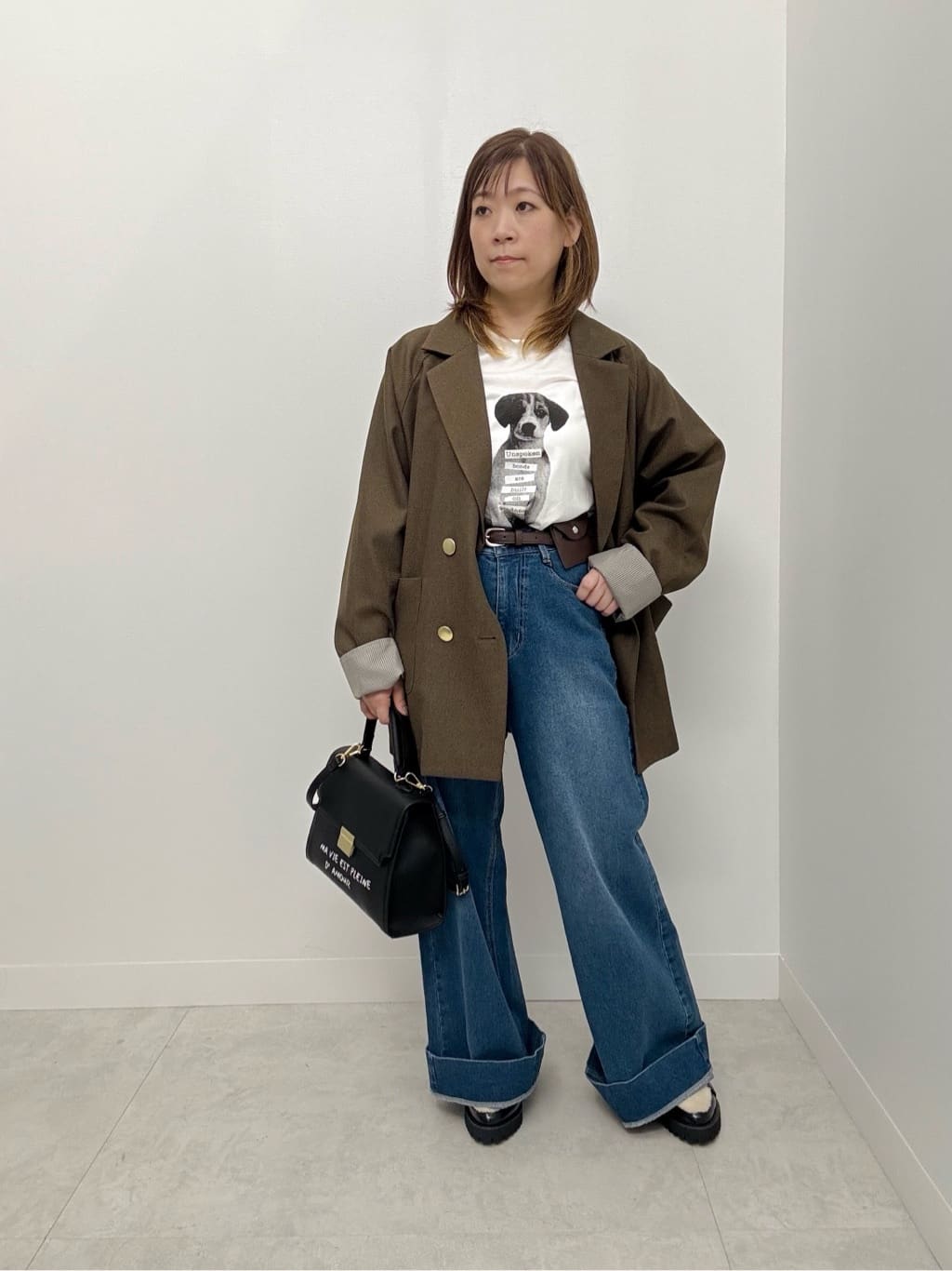 Vinのツイルテーラードジャケットを使ったコーディネートを紹介します。｜Rakuten Fashion(楽天ファッション／旧楽天ブランドアベニュー)6336608