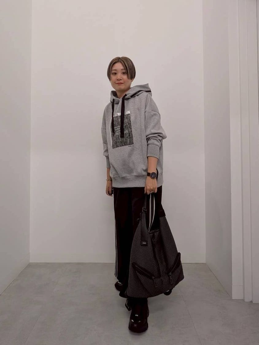 Vinのセンタージップダッドスニーカーを使ったコーディネートを紹介します。｜Rakuten Fashion(楽天ファッション／旧楽天ブランドアベニュー)6337559