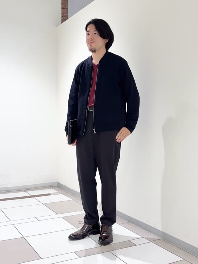 TAKEO KIKUCHIのニットライクジャージ ブルゾンを使ったコーディネートを紹介します。｜Rakuten Fashion(楽天ファッション／旧楽天ブランドアベニュー)6343303