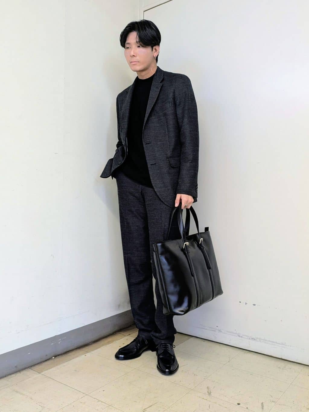 TAKEO KIKUCHIの【Sサイズ~】ハイゲージ モックネック ニット プルオーバーを使ったコーディネートを紹介します。｜Rakuten Fashion(楽天ファッション／旧楽天ブランドアベニュー)6347547