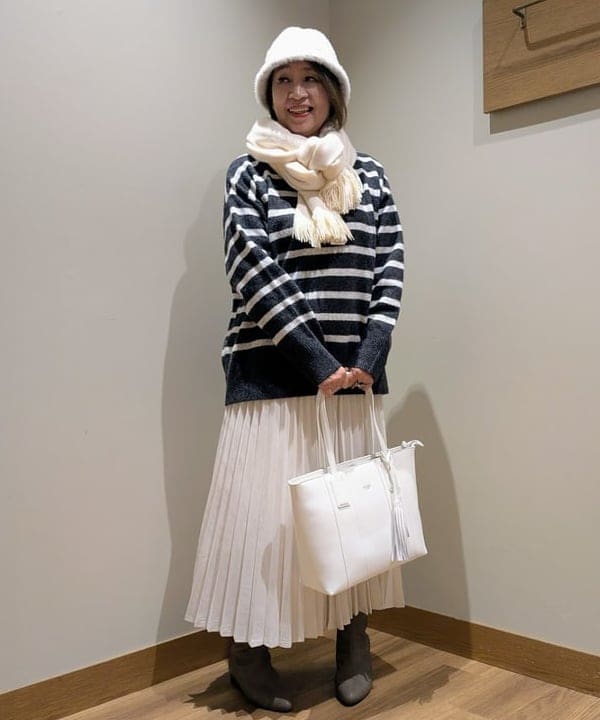 BEAMS HEARTのスキッパー襟 ニット プルオーバーを使ったコーディネートを紹介します。｜Rakuten Fashion(楽天ファッション／旧楽天ブランドアベニュー)6350834