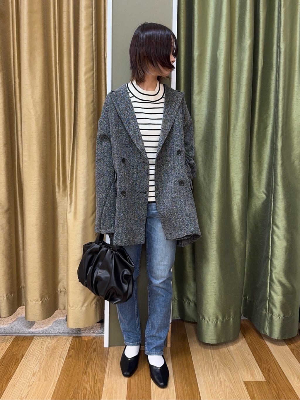AMERICAN HOLICの袖口金釦リブニットプルオーバーを使ったコーディネートを紹介します。｜Rakuten Fashion(楽天ファッション／旧楽天ブランドアベニュー)6353762