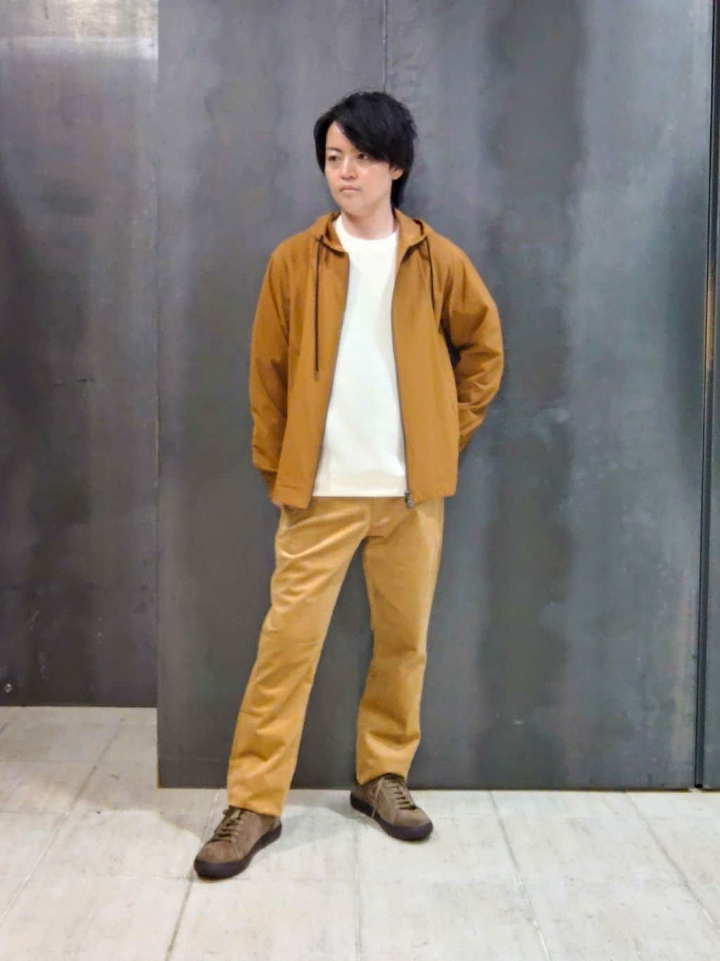 TAKEO KIKUCHIの【3D ナイロン ストレッチ】ジップアップ フードブルゾンを使ったコーディネートを紹介します。｜Rakuten Fashion(楽天ファッション／旧楽天ブランドアベニュー)6354933