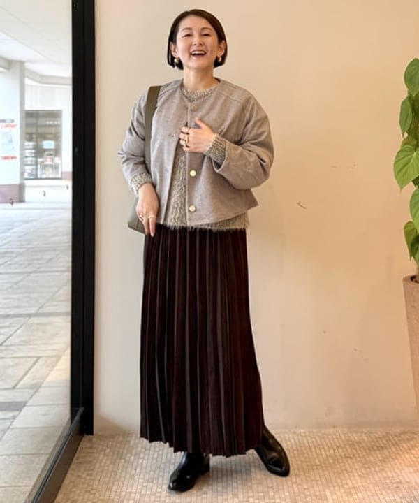 BEAMS HEARTの【手洗い可】配色 シャギー ニット 25AW 長袖 レディース ふわふわを使ったコーディネートを紹介します。｜Rakuten Fashion(楽天ファッション／旧楽天ブランドアベニュー)6355106