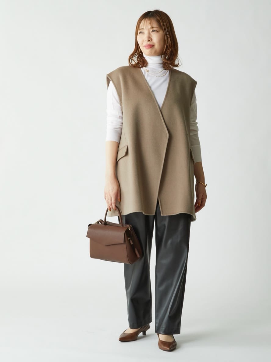 1er Arrondissementのスーパーファインウールボトルネックを使ったコーディネートを紹介します。｜Rakuten Fashion(楽天ファッション／旧楽天ブランドアベニュー)6357938