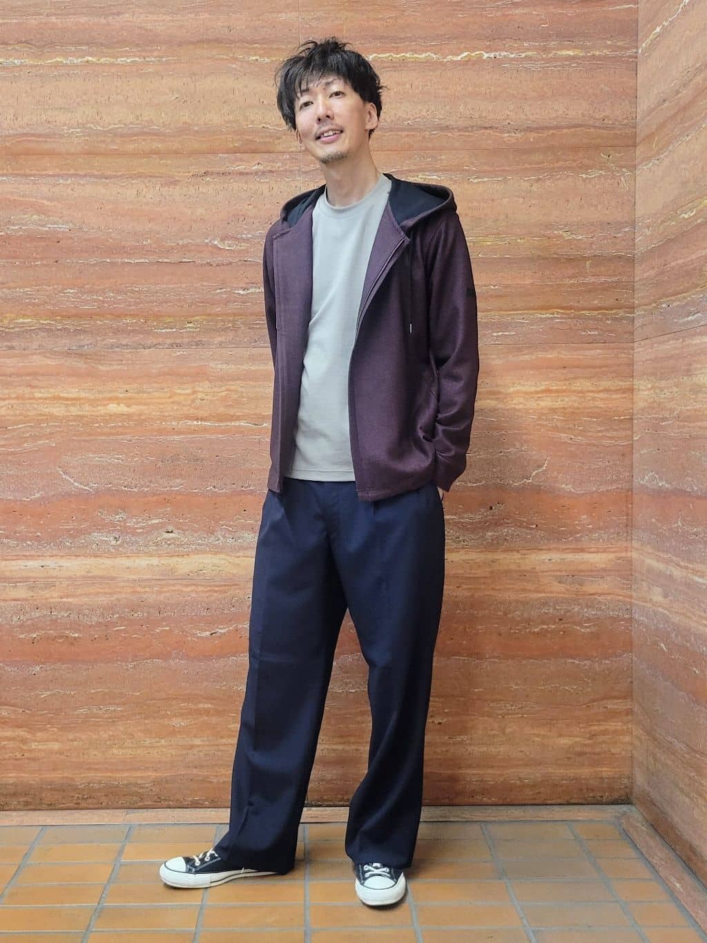 TAKEO KIKUCHIの【Sサイズ~】ストレッチ テーラードTシャツを使ったコーディネートを紹介します。｜Rakuten Fashion(楽天ファッション／旧楽天ブランドアベニュー)6360899