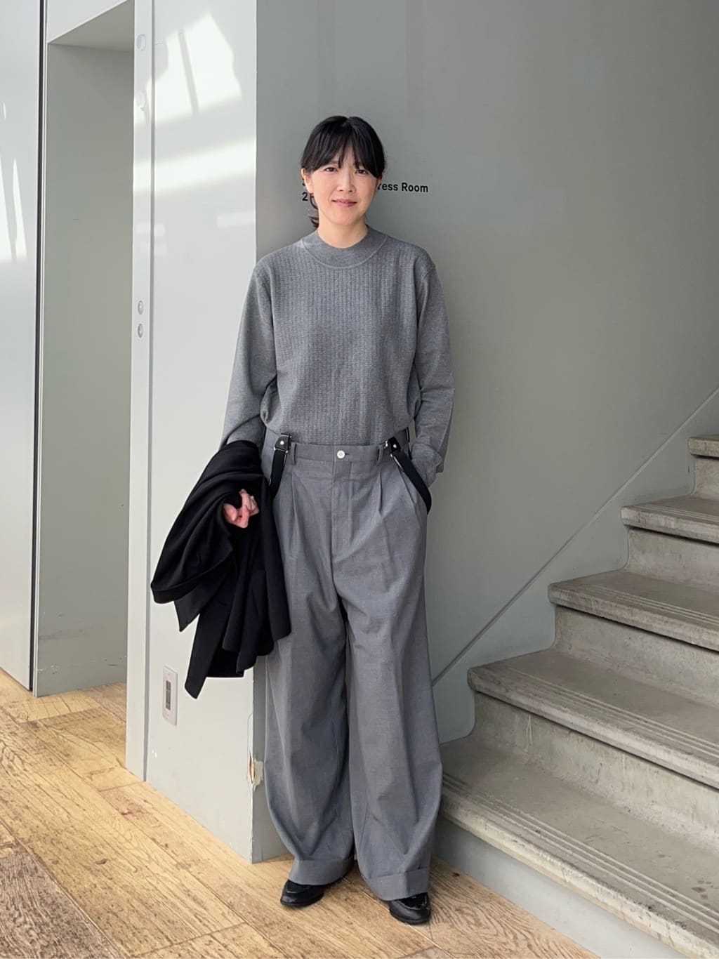 TAKEO KIKUCHIのハイゲージ モックネック ニット プルオーバーを使ったコーディネートを紹介します。｜Rakuten Fashion(楽天ファッション／旧楽天ブランドアベニュー)6361064