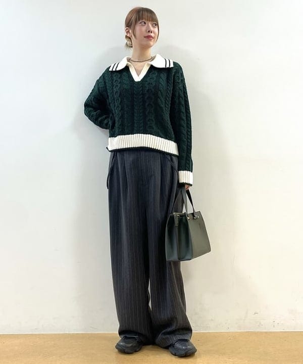 BEAMS HEARTのピンストライプ柄 キャミソール サロペットを使ったコーディネートを紹介します。｜Rakuten Fashion(楽天ファッション／旧楽天ブランドアベニュー)6364264