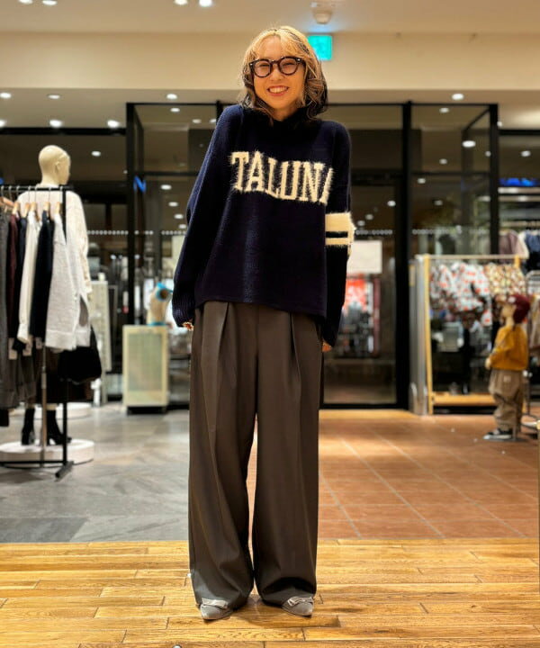 BEAMS HEARTのシャギー ロゴ ニットを使ったコーディネートを紹介します。｜Rakuten Fashion(楽天ファッション／旧楽天ブランドアベニュー)6364340
