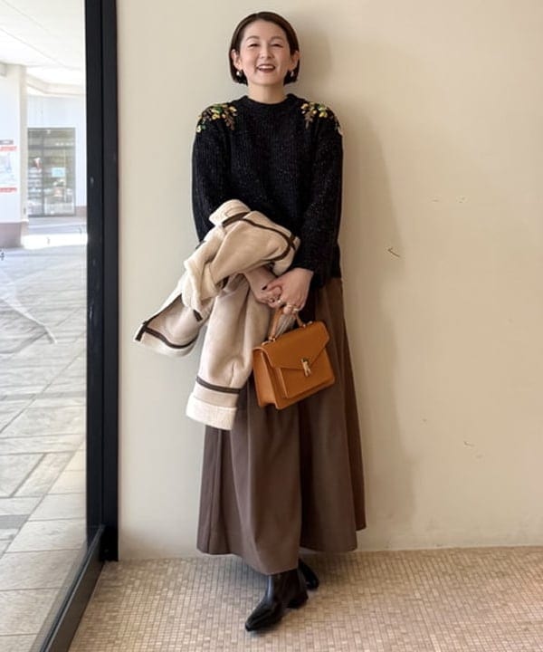 BEAMS HEARTのフラワー ハンド刺繍 ニットを使ったコーディネートを紹介します。｜Rakuten Fashion(楽天ファッション／旧楽天ブランドアベニュー)6364174