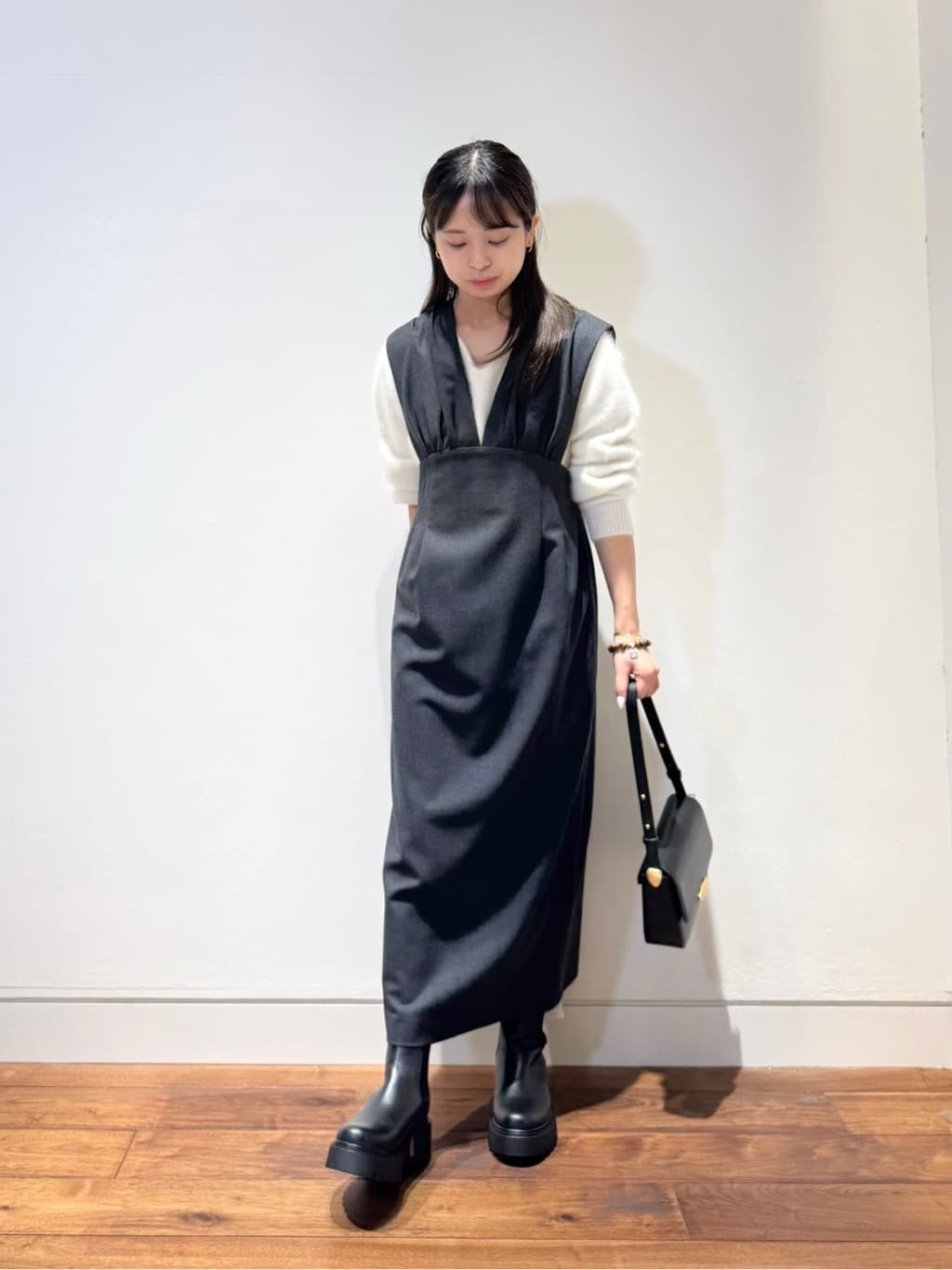 allurevilleのサイドタックジャンスカワンピースを使ったコーディネートを紹介します。｜Rakuten Fashion(楽天ファッション／旧楽天ブランドアベニュー)6364353