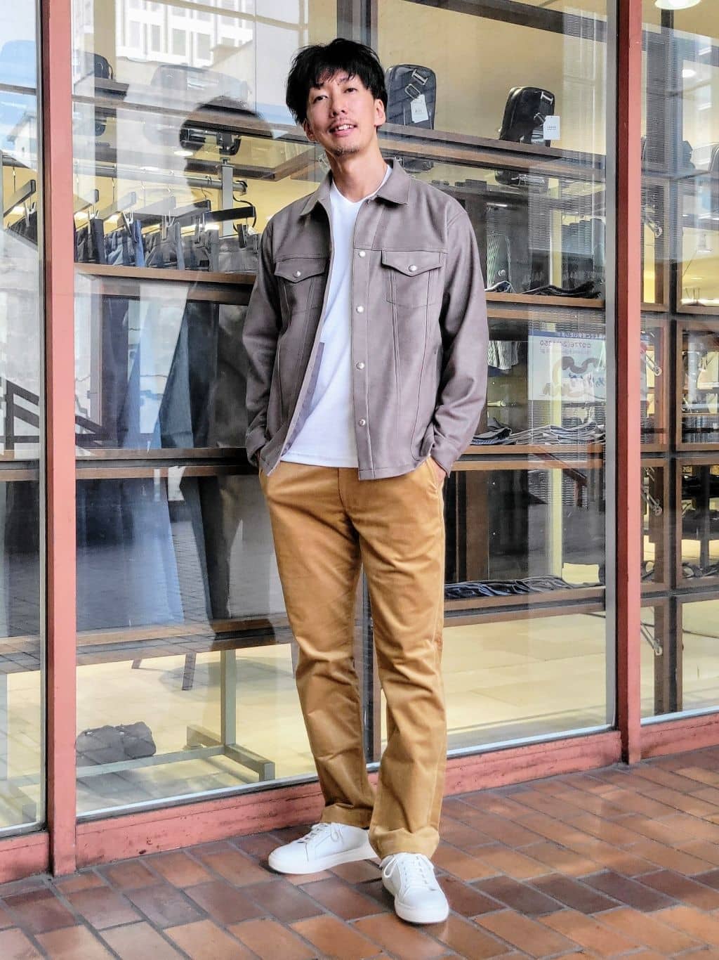 TAKEO KIKUCHIの【JUST ONE LAYER】ダウンファブリック ブルゾンを使ったコーディネートを紹介します。｜Rakuten Fashion(楽天ファッション／旧楽天ブランドアベニュー)6365839