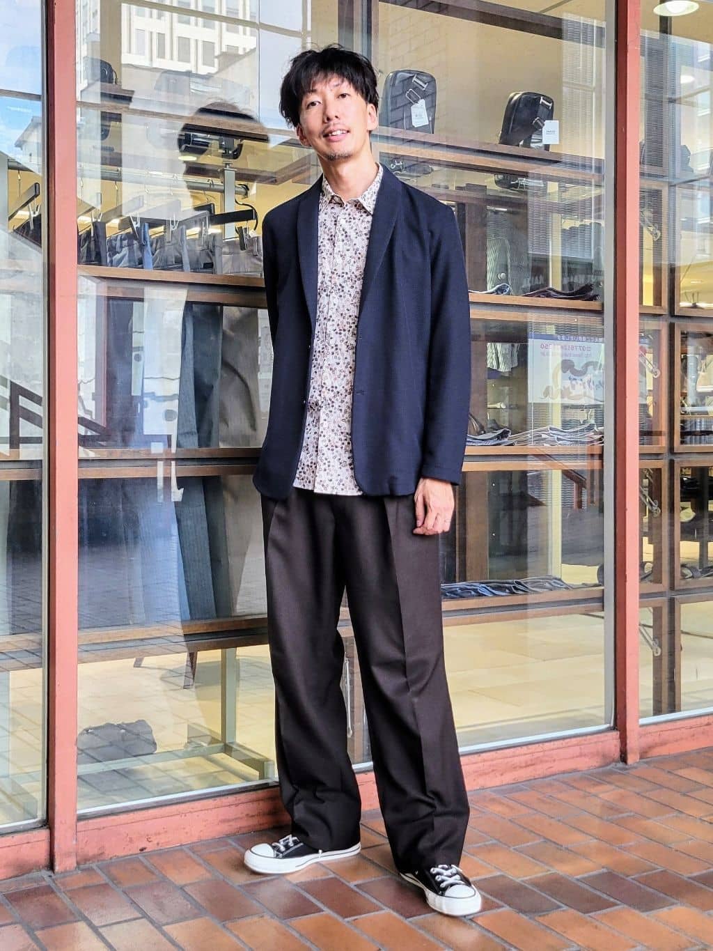 TAKEO KIKUCHIの【尾州織】ショールカラー カーディガンを使ったコーディネートを紹介します。｜Rakuten Fashion(楽天ファッション／旧楽天ブランドアベニュー)6365840