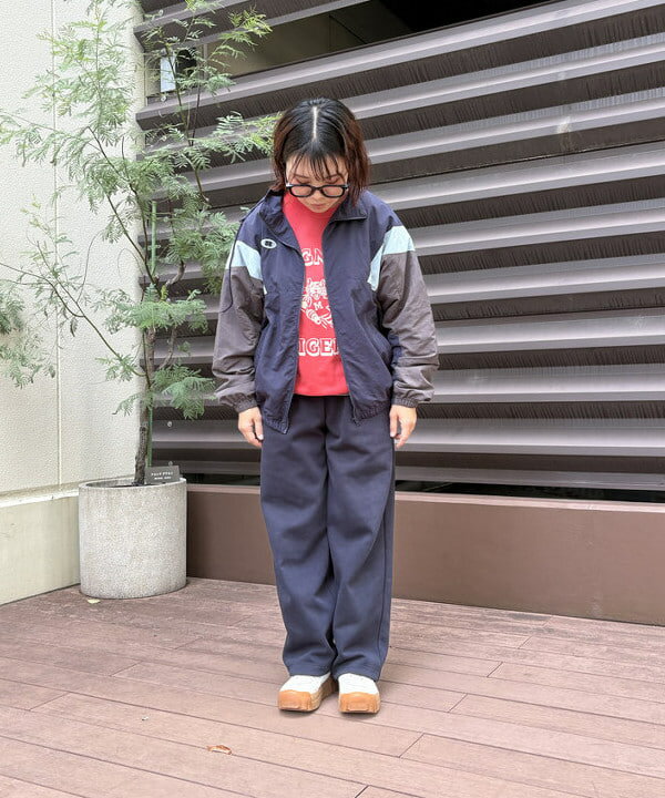 BEAMS OUTLETのタイガー フロッキー スウェットを使ったコーディネートを紹介します。｜Rakuten Fashion(楽天ファッション／旧楽天ブランドアベニュー)6367518