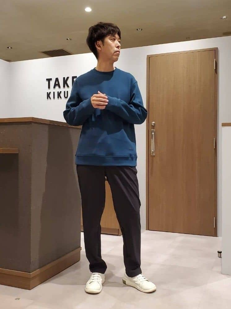 TAKEO KIKUCHIの【尾州織】クルーネック カットソーを使ったコーディネートを紹介します。｜Rakuten Fashion(楽天ファッション／旧楽天ブランドアベニュー)6370202