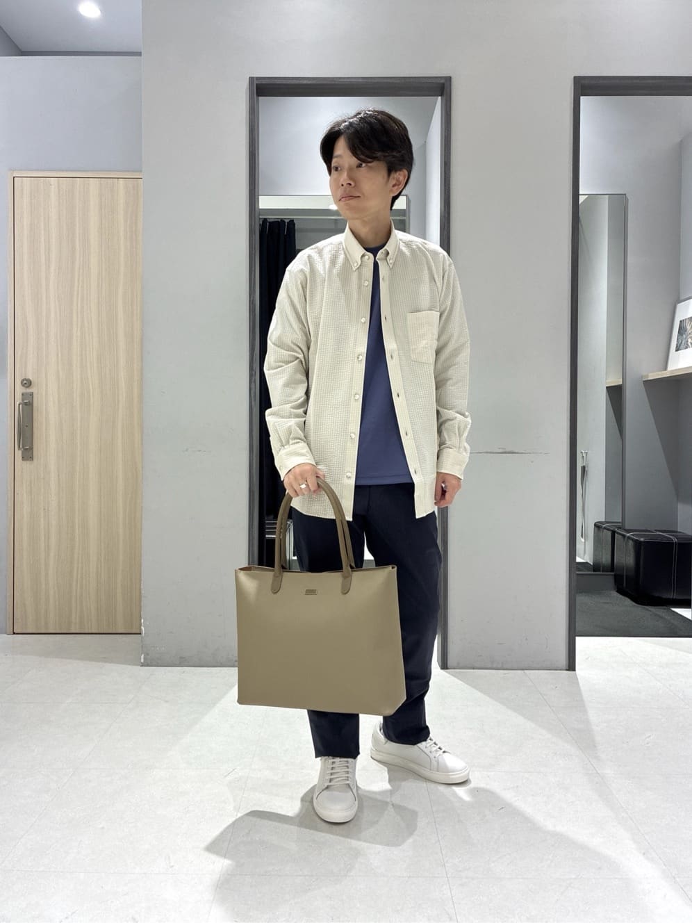 TAKEO KIKUCHIの【抗菌防臭/シーズンレス】シアサッカー ジャージシャツを使ったコーディネートを紹介します。｜Rakuten Fashion(楽天ファッション／旧楽天ブランドアベニュー)6371471