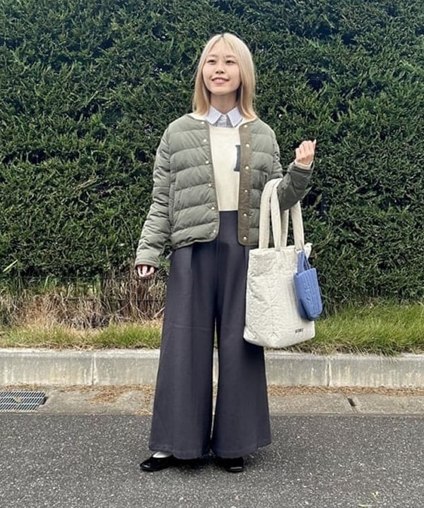 BEAMS HEARTのスウェットライク ロゴ刺繍 ニットを使ったコーディネートを紹介します。｜Rakuten Fashion(楽天ファッション／旧楽天ブランドアベニュー)6371499