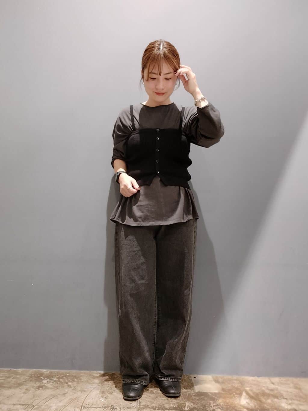 AMERICAN HOLICの【2WAY】ニットチューブトップを使ったコーディネートを紹介します。｜Rakuten Fashion(楽天ファッション／旧楽天ブランドアベニュー)6375519