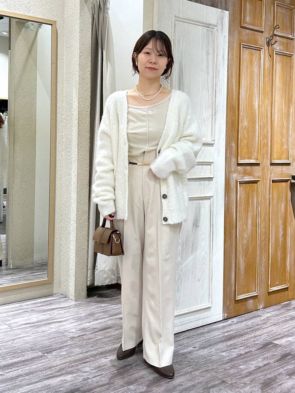 mysty womanの2WAYシアーベロアロンTを使ったコーディネートを紹介します。｜Rakuten Fashion(楽天ファッション／旧楽天ブランドアベニュー)6378124