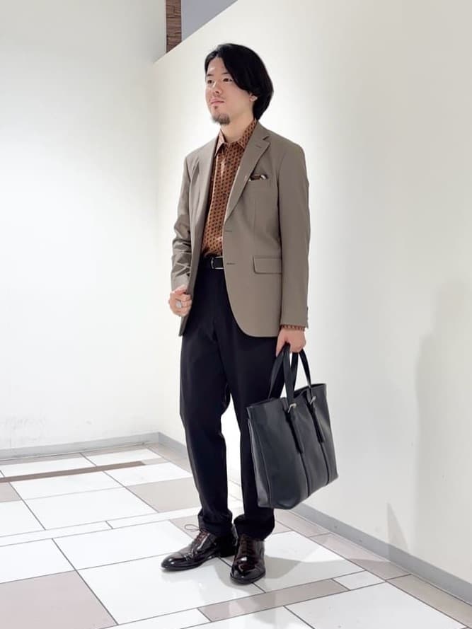 TAKEO KIKUCHIの【360°ストレッチ/セットアップ対応】None Of Stress ジャケットを使ったコーディネートを紹介します。｜Rakuten Fashion(楽天ファッション／旧楽天ブランドアベニュー)6378380