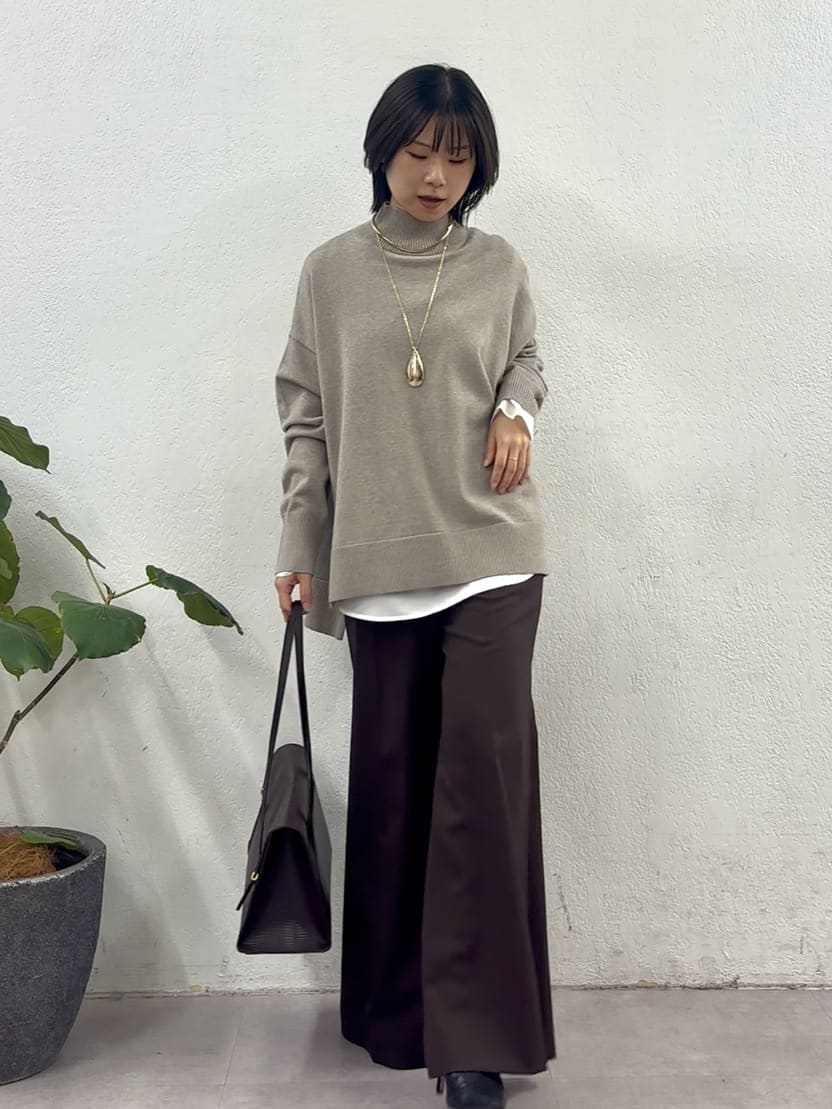 GALLARDAGALANTEの【ミニマルで万能!】ネックカフを使ったコーディネートを紹介します。｜Rakuten Fashion(楽天ファッション／旧楽天ブランドアベニュー)6381711