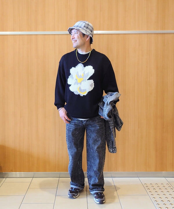 BEAMS HEARTのフラワー モチーフ ロング スリーブ ニットを使ったコーディネートを紹介します。｜Rakuten Fashion(楽天ファッション／旧楽天ブランドアベニュー)6381979