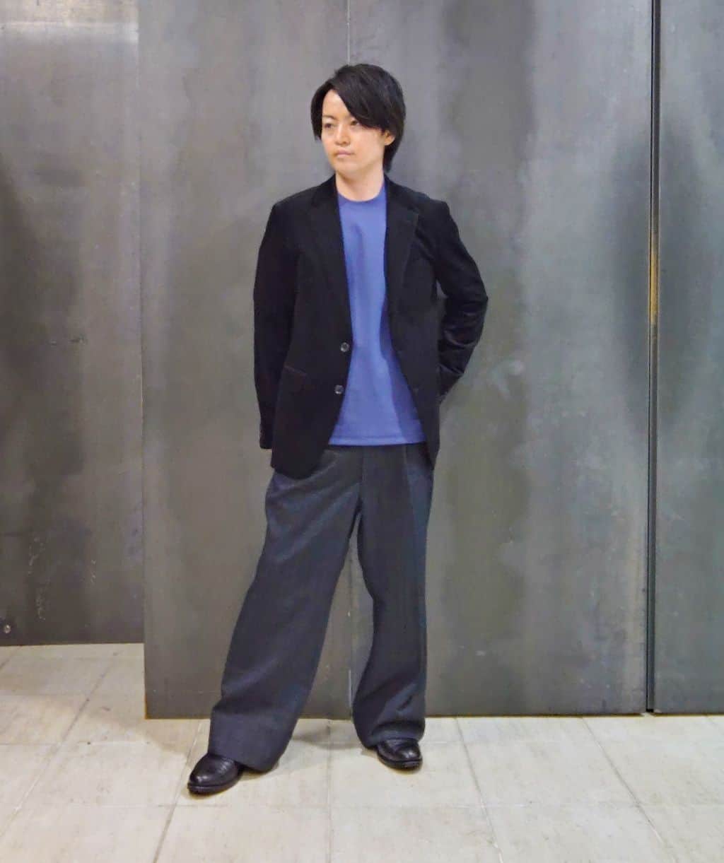 TAKEO KIKUCHIの【Sサイズ~】ストレッチコーデュロイ ジャケットを使ったコーディネートを紹介します。｜Rakuten Fashion(楽天ファッション／旧楽天ブランドアベニュー)6383125