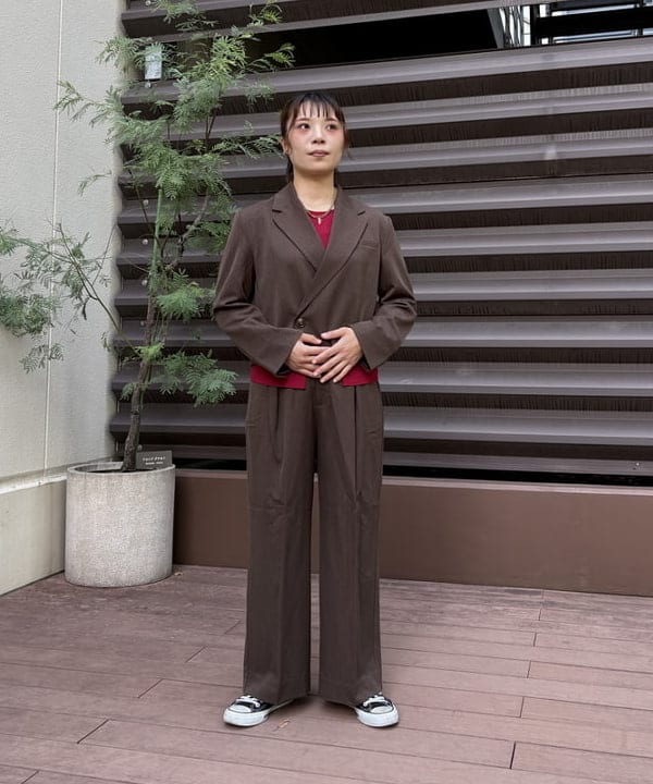 BEAMS HEARTのラメ ストライプ クロップド ジャケット 25AW オーバーサイズ ショート丈 を使ったコーディネートを紹介します。｜Rakuten Fashion(楽天ファッション／旧楽天ブランドアベニュー)6384186