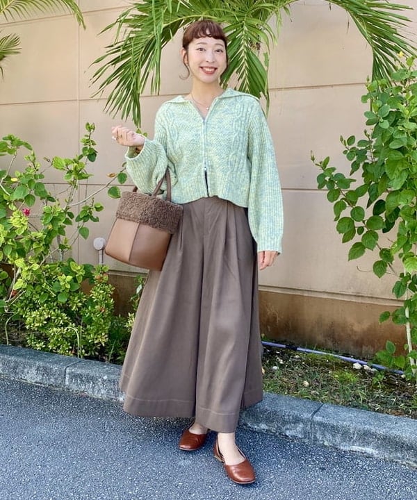 BEAMS HEARTのビッグカラー ダブルジップニット(ウォッシャブル)を使ったコーディネートを紹介します。｜Rakuten Fashion(楽天ファッション／旧楽天ブランドアベニュー)6384195