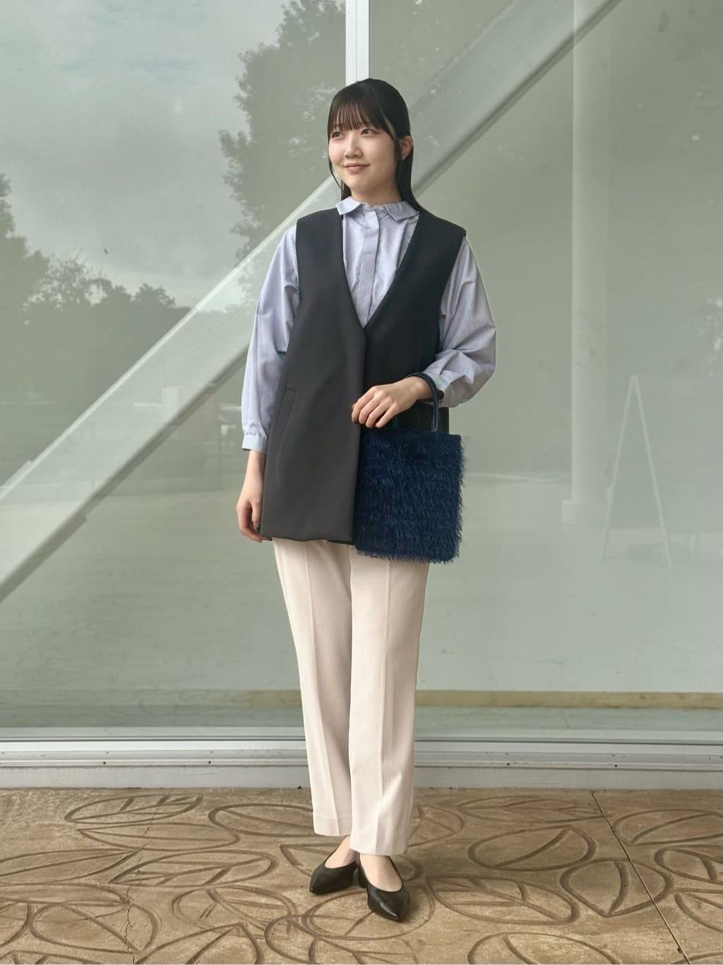 UNITED ARROWS LTD. OUTLETのニットメルトン ミドルジレ を使ったコーディネート | Rakuten Fashion ...