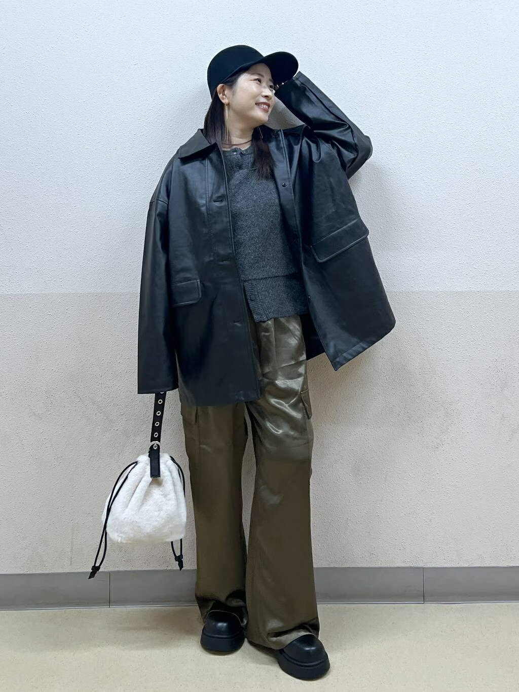 LAKOLEの2SETキャミ&カーディガンを使ったコーディネートを紹介します。｜Rakuten Fashion(楽天ファッション／旧楽天ブランドアベニュー)6386302