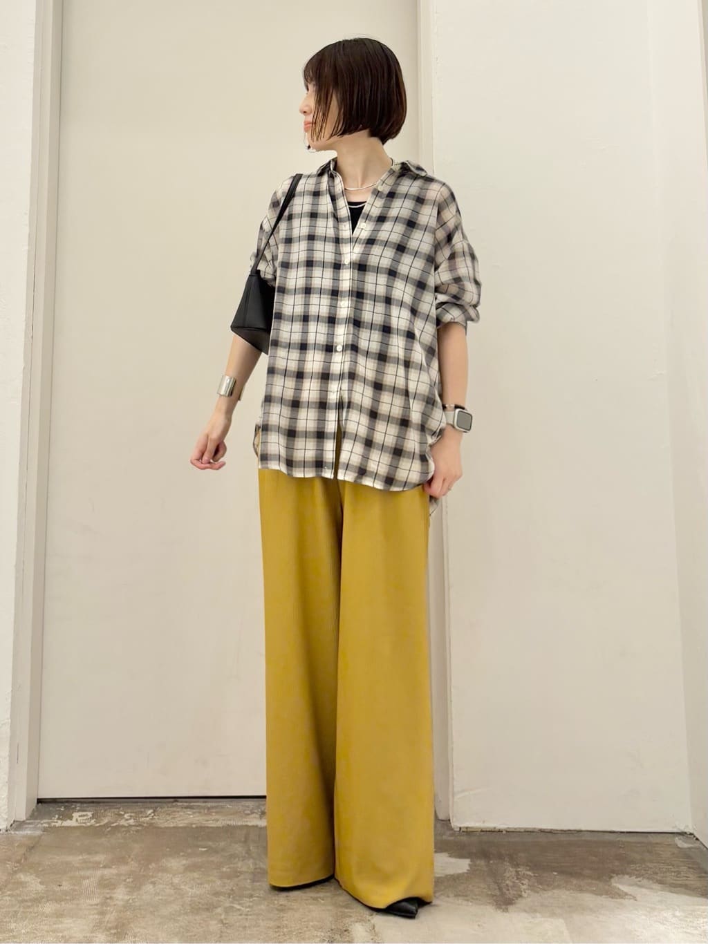 Green Parksのカシュクールシアーシャツを使ったコーディネートを紹介します。｜Rakuten Fashion(楽天ファッション／旧楽天ブランドアベニュー)6387389