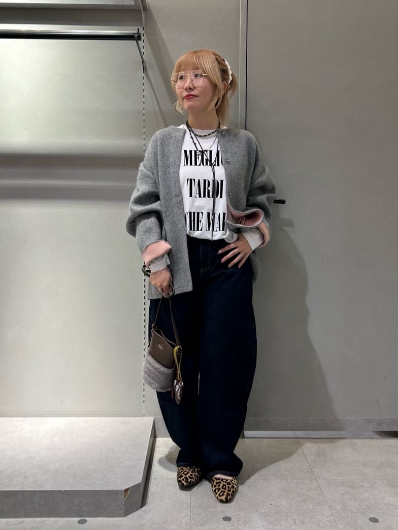 LASUDのバイカラーラクーンニットカーディガンを使ったコーディネートを紹介します。｜Rakuten Fashion(楽天ファッション／旧楽天ブランドアベニュー)6392688