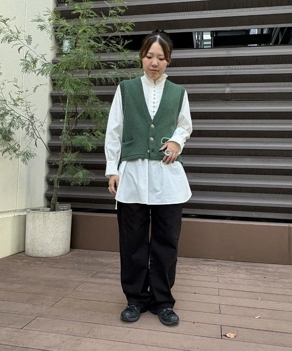 BEAMS OUTLETのBIGMAC * BEAMS BOY / 別注 リペア ペインター パンツを使ったコーディネートを紹介します。｜Rakuten Fashion(楽天ファッション／旧楽天ブランドアベニュー)6393145