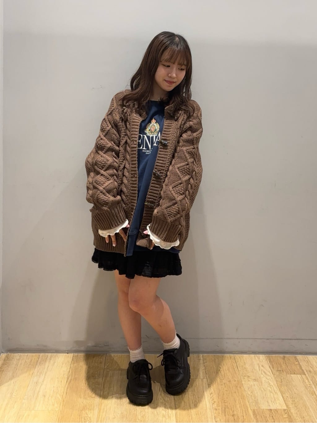 earth music&ecologyのフリフリミニスカートを使ったコーディネートを紹介します。｜Rakuten Fashion(楽天ファッション／旧楽天ブランドアベニュー)6393201