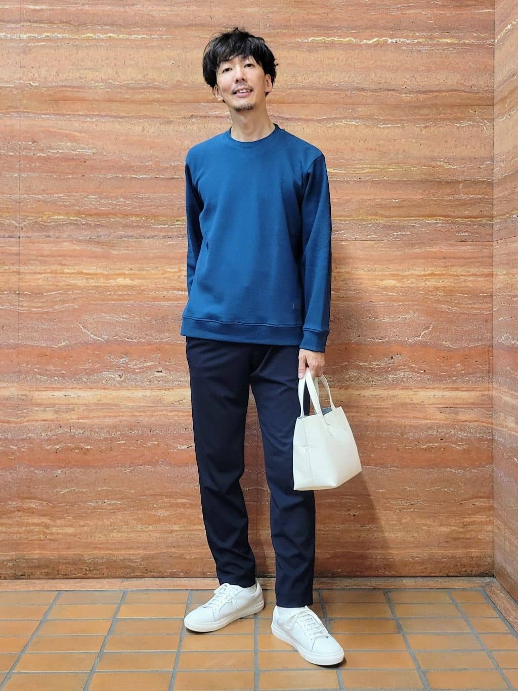 TAKEO KIKUCHIの【尾州織】クルーネック カットソーを使ったコーディネートを紹介します。｜Rakuten Fashion(楽天ファッション／旧楽天ブランドアベニュー)6392720