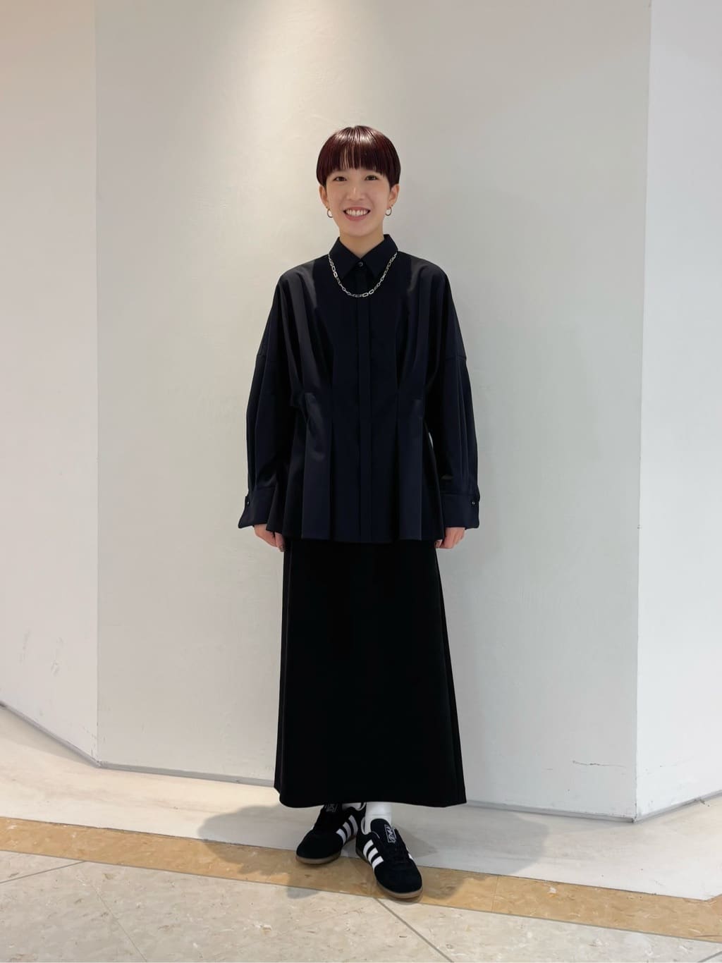 allurevilleのダブルカフスタックシャツを使ったコーディネートを紹介します。｜Rakuten Fashion(楽天ファッション／旧楽天ブランドアベニュー)6393753