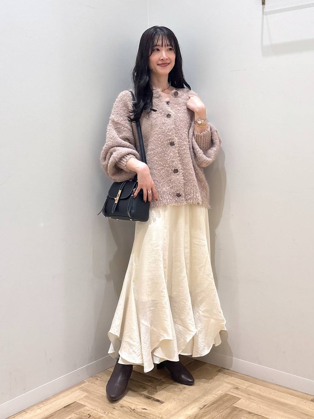mysty womanのストレッチヒールブーツを使ったコーディネートを紹介します。｜Rakuten Fashion(楽天ファッション／旧楽天ブランドアベニュー)6398517