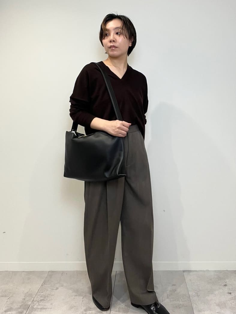 1er Arrondissementの杢ツイルカーブトラウザーを使ったコーディネートを紹介します。｜Rakuten Fashion(楽天ファッション／旧楽天ブランドアベニュー)6403579