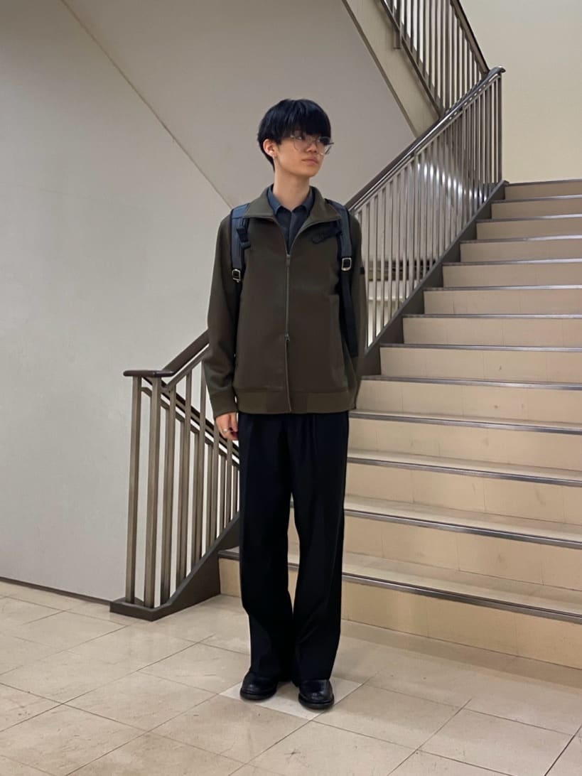 TAKEO KIKUCHIのメランジピンヘッドリュックを使ったコーディネートを紹介します。｜Rakuten Fashion(楽天ファッション／旧楽天ブランドアベニュー)6404578