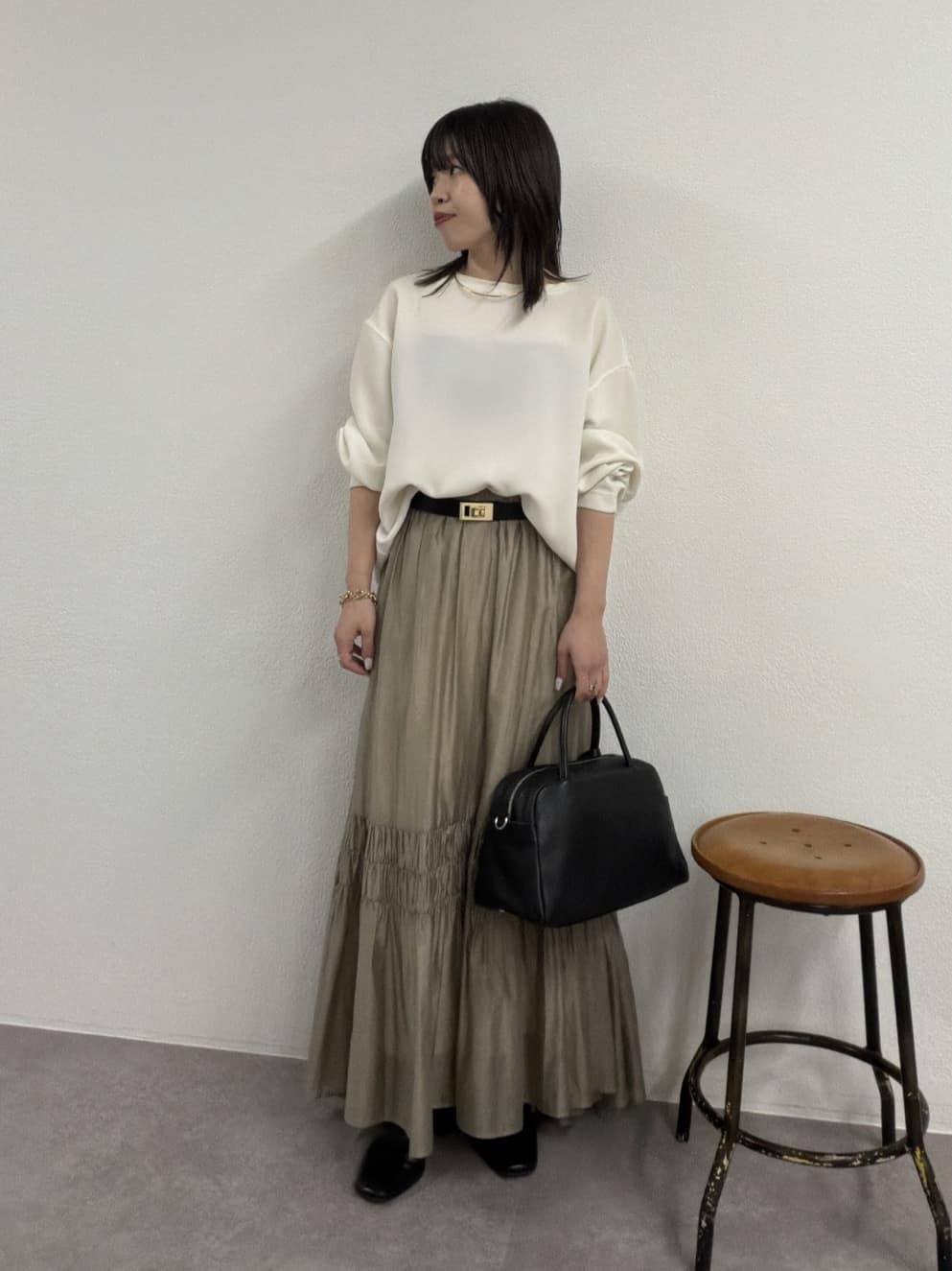 GALLARDAGALANTEの《ウエスト調整自由自在!》スクエアバックルベルトを使ったコーディネートを紹介します。｜Rakuten Fashion(楽天ファッション／旧楽天ブランドアベニュー)6405059