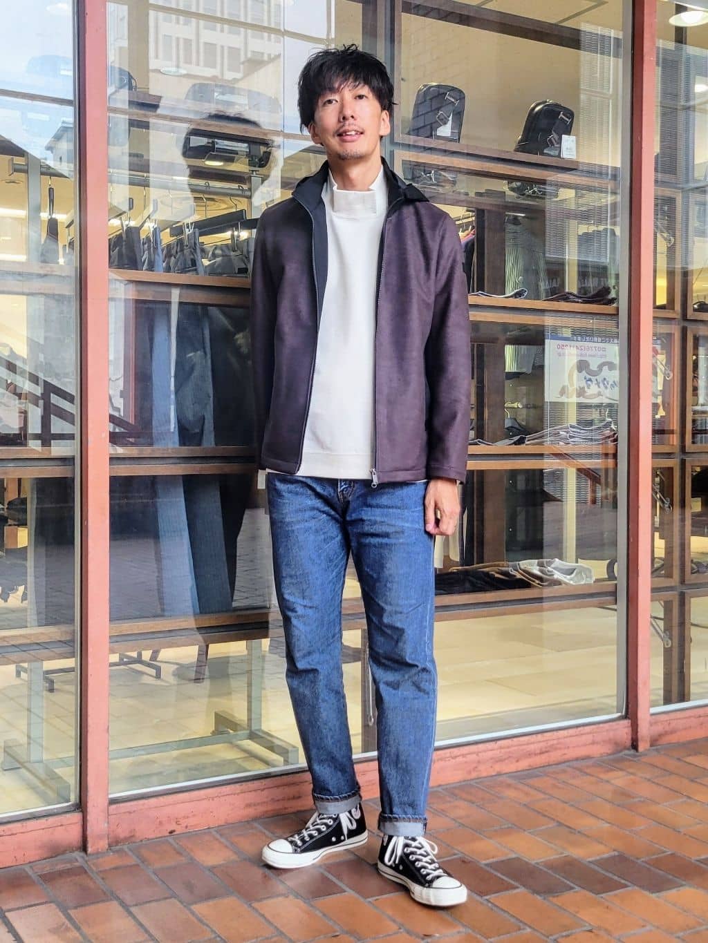 TAKEO KIKUCHIの【JUST ONE LAYER】ダウンファブリック ジップアップ フード ブルゾンを使ったコーディネートを紹介します。｜Rakuten Fashion(楽天ファッション／旧楽天ブランドアベニュー)6406537