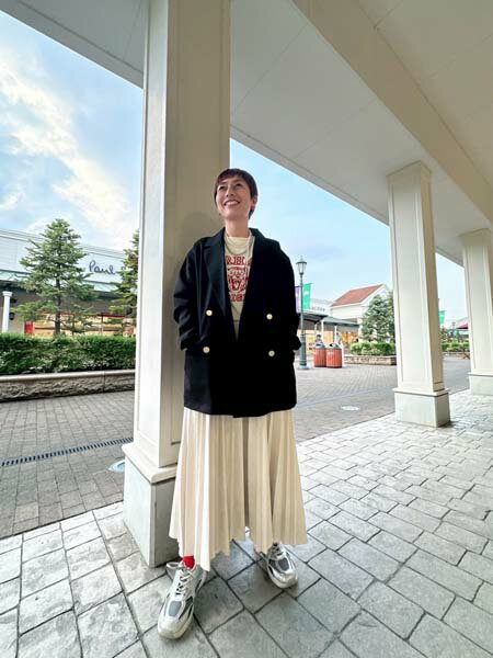 AS KNOW AS plusの♪変形アコーディオンプリーツスカートを使ったコーディネートを紹介します。｜Rakuten Fashion(楽天ファッション／旧楽天ブランドアベニュー)6406758