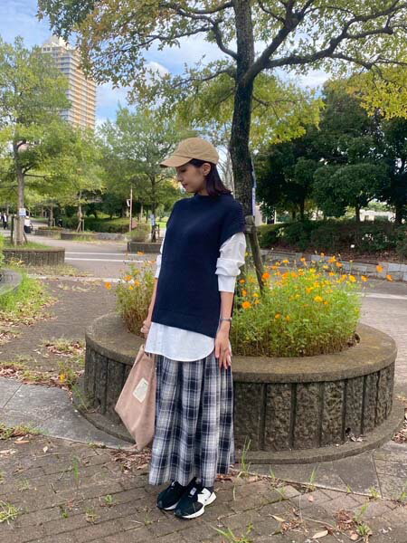 AS KNOW AS plusの☆あぜ編みベストセット風シャツを使ったコーディネートを紹介します。｜Rakuten Fashion(楽天ファッション／旧楽天ブランドアベニュー)6406760