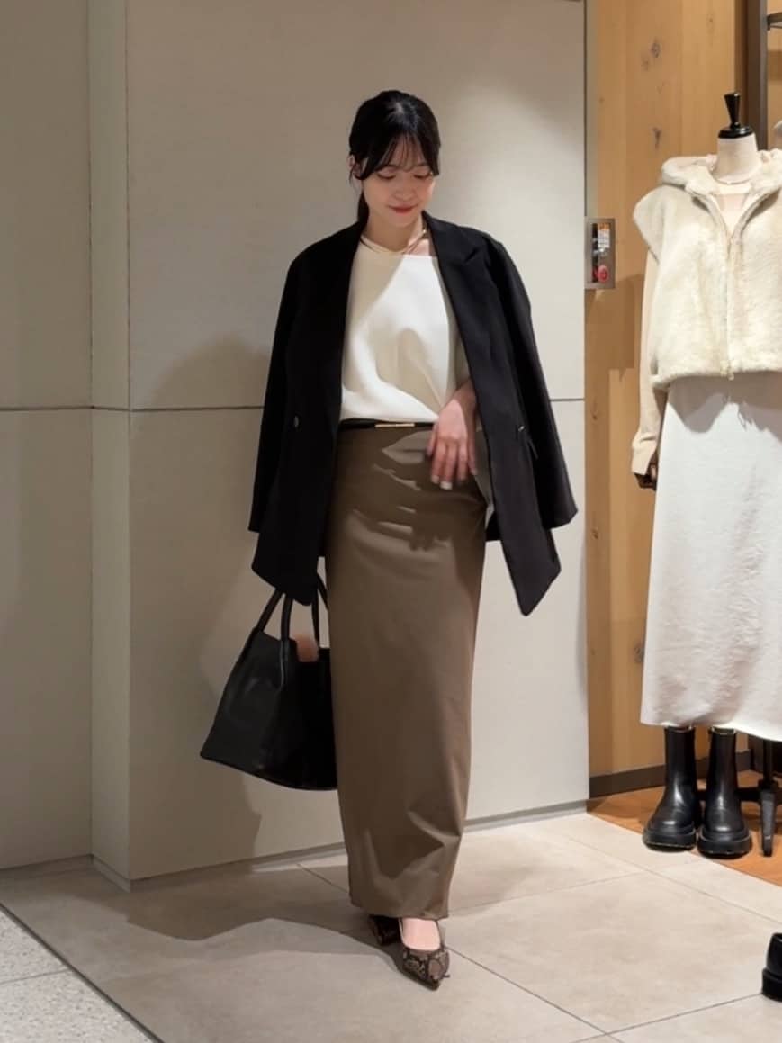 GALLARDAGALANTEの<Oggi 6月号掲載アイテム>【大人のスウェット】ボートネックスウェットを使ったコーディネートを紹介します。｜Rakuten Fashion(楽天ファッション／旧楽天ブランドアベニュー)6408944