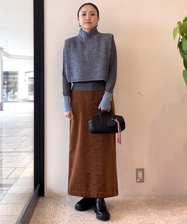 BEAMS HEARTのハーフジップ ニット(セットアイテム) 25AW タートルネックを使ったコーディネートを紹介します。｜Rakuten Fashion(楽天ファッション／旧楽天ブランドアベニュー)6411031