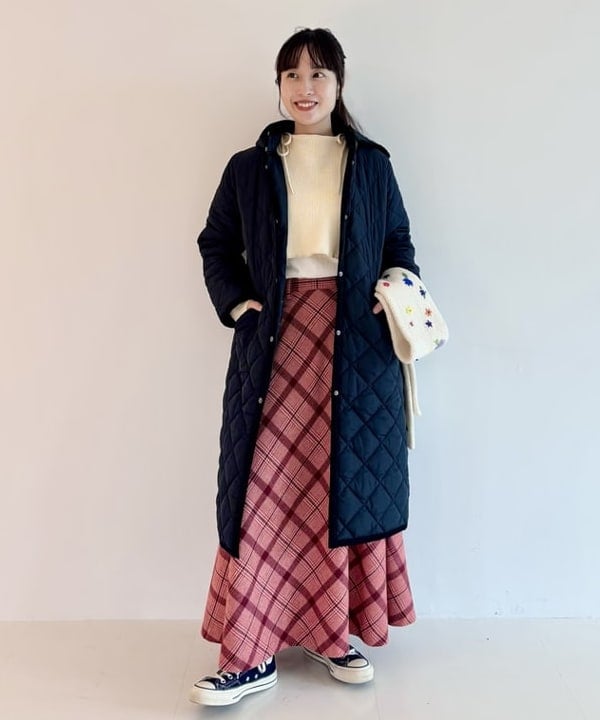 BEAMS WOMENの【3サイズ展開/中綿/あったか/発熱素材/撥水】フード キルティング コート 25AW キルトコート 冬アウター フード取り外し可を使ったコーディネートを紹介します。｜Rakuten Fashion(楽天ファッション／旧楽天ブランドアベニュー)6413540