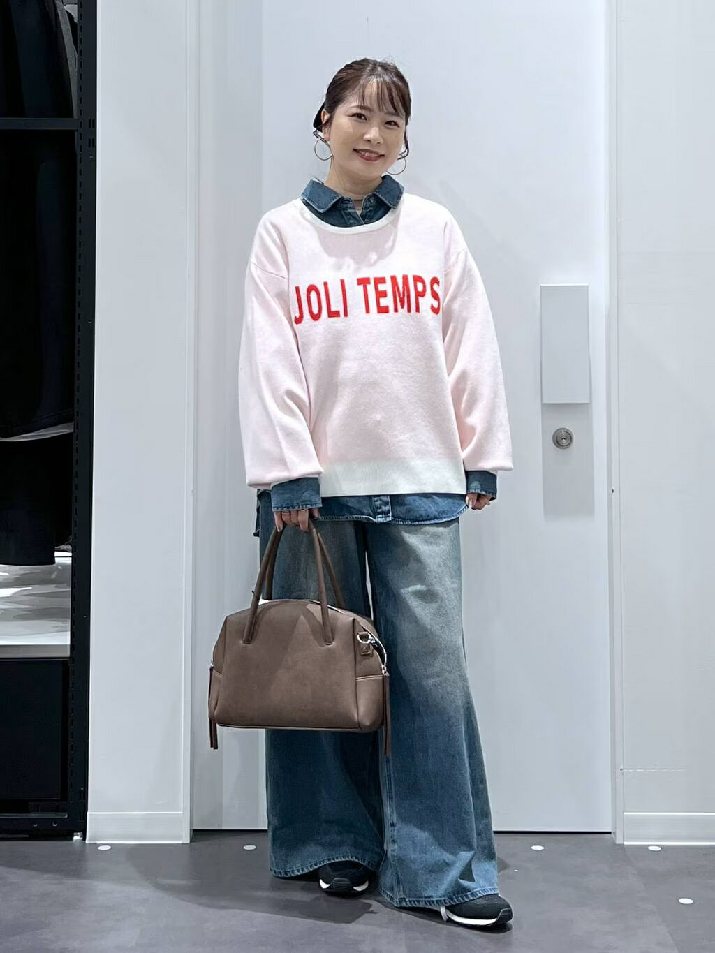 LAKOLEのアソートロゴジャガードニットプルオーバーを使ったコーディネートを紹介します。｜Rakuten Fashion(楽天ファッション／旧楽天ブランドアベニュー)6413643