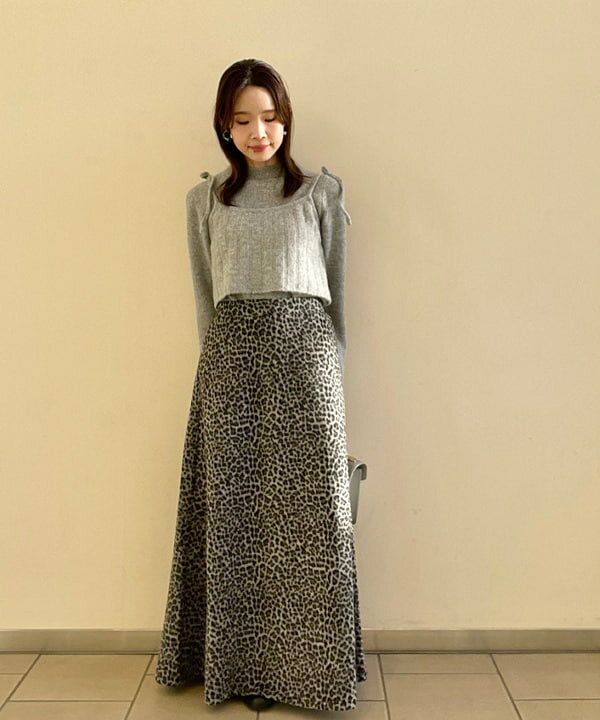 BEAMS HEARTの【軽量/保温性/防寒/あったか/ノーカラー】フレンチ ダウン ロングコート 25AWを使ったコーディネートを紹介します。｜Rakuten Fashion(楽天ファッション／旧楽天ブランドアベニュー)6415430