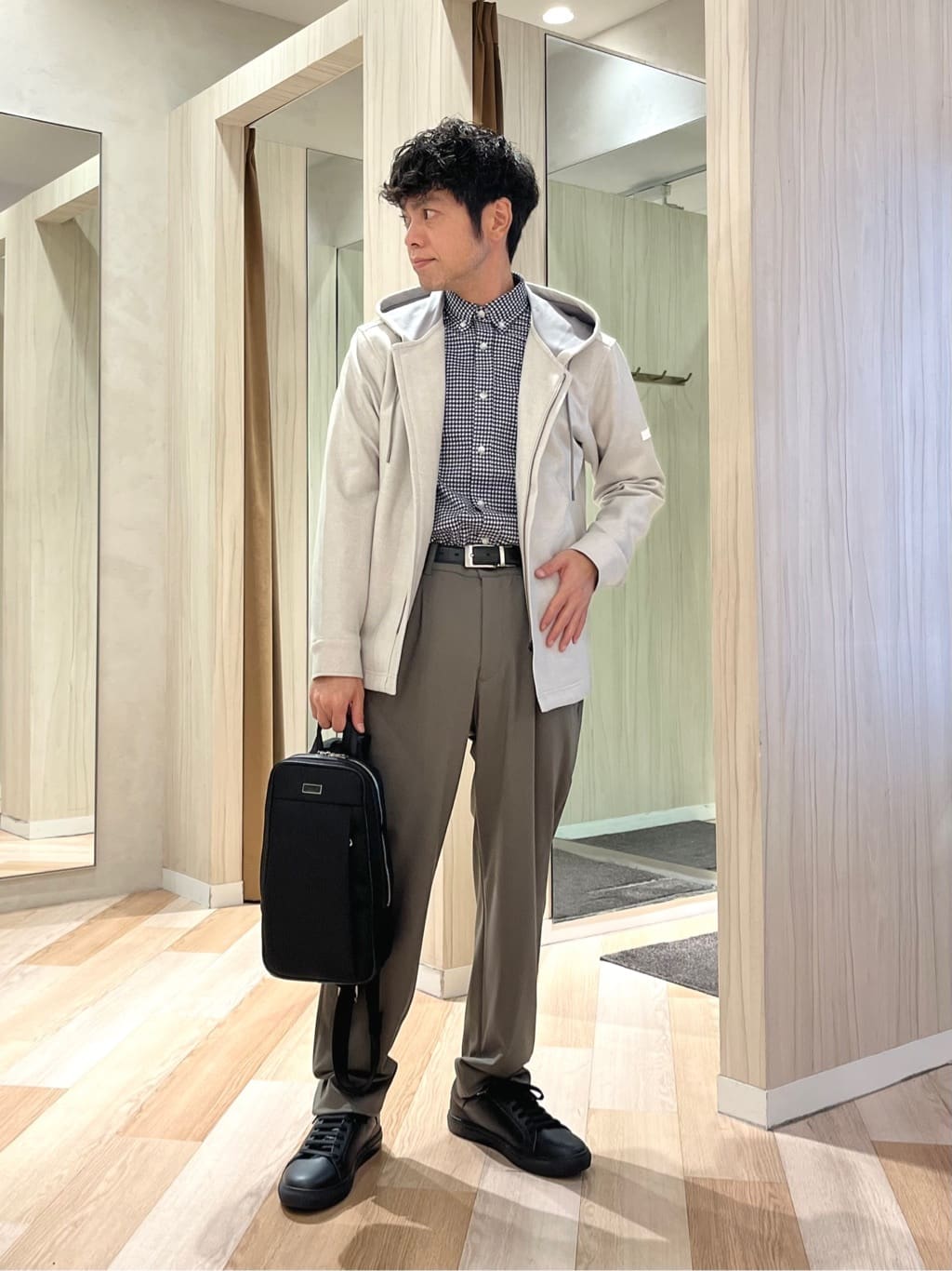 TAKEO KIKUCHIのチェックボーラーガーゼシャツを使ったコーディネートを紹介します。｜Rakuten Fashion(楽天ファッション／旧楽天ブランドアベニュー)6423046
